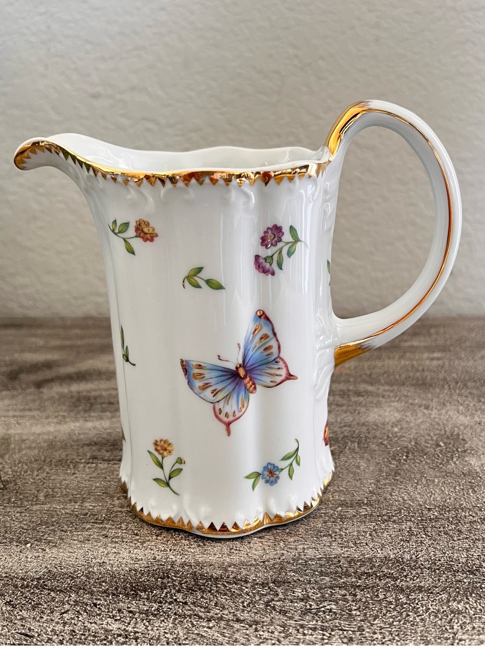 Vintage Godinger & Co. Primavera Porcelain Butterfly White Pitcher Gold Trim 6"